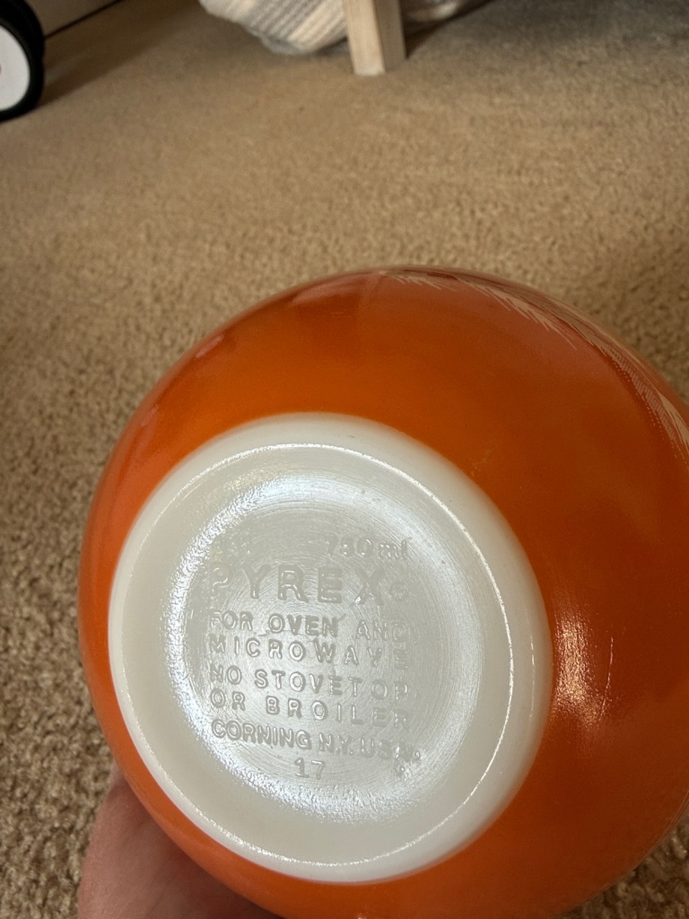 Autumn Harvest Pyrex Stacking Bowl - Picture 6 of 6